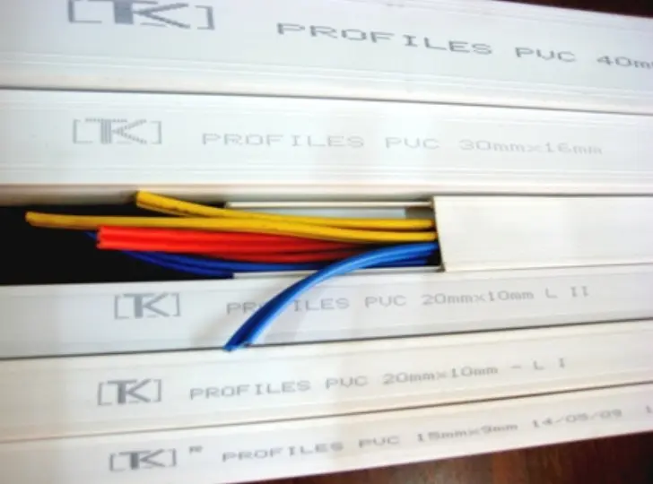 Ống Nẹp Nhựa - Xem chi tiết tại Phân Phối Ống Nhựa HDPE, PPR, PVC & Thiết Bị Điện Nước Ống Nẹp Nhựa