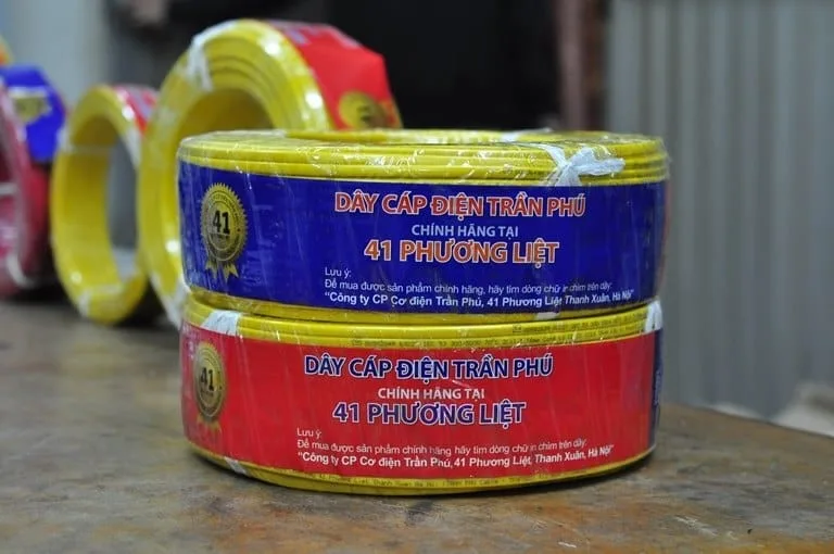 so sanh day dien cadivi va tran phu